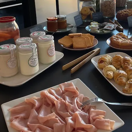 Cascina Ricardin 农家乐 *